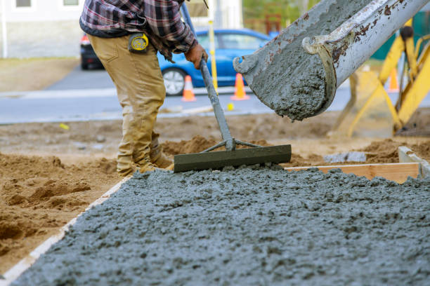 Best Driveway Concrete Repair  in Richland, MO